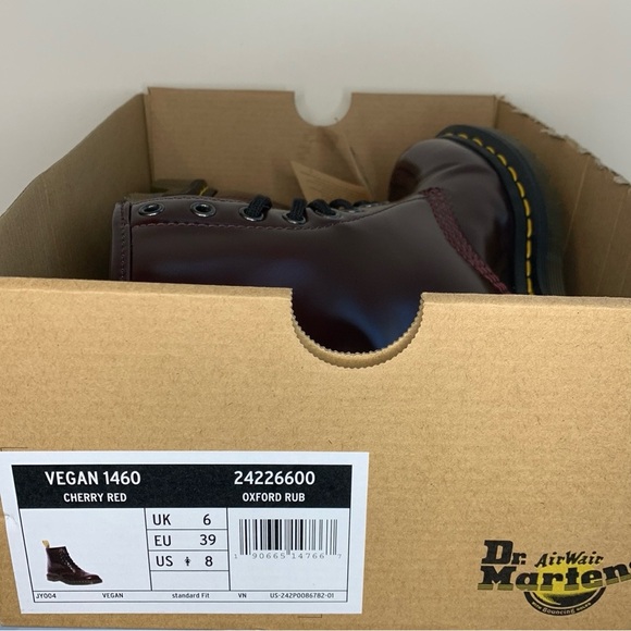 Vegan 1460 Cherry Red Dr Martens - Picture 5 of 5